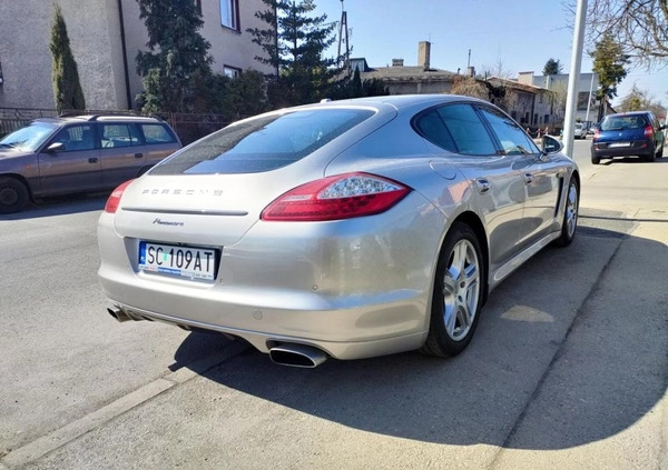 Porsche Panamera cena 120000 przebieg: 99500, rok produkcji 2012 z Częstochowa małe 79